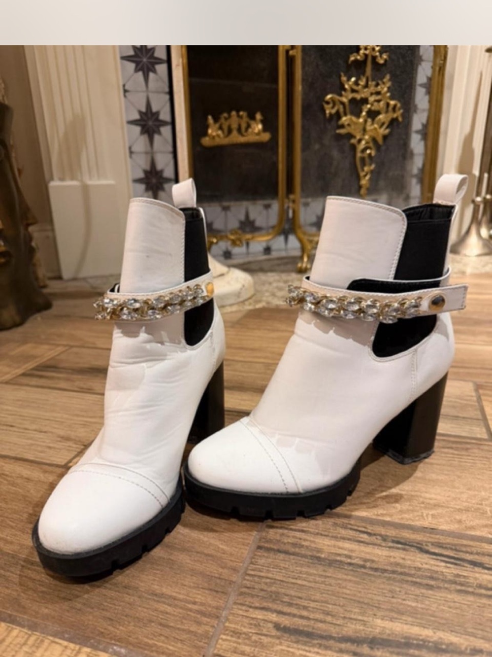 Wild diva chunky white rhinestone boots size 8.5